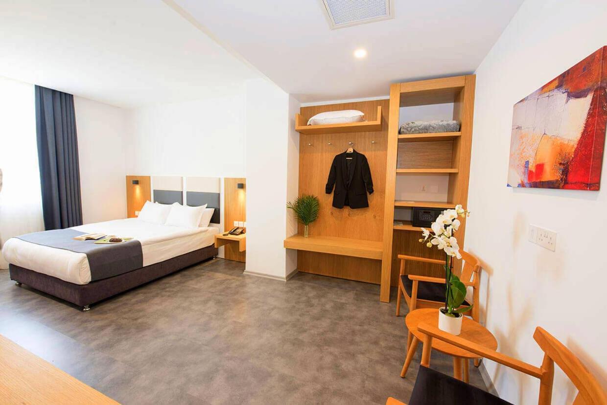 Ingate Hotel Famagusta  Ruang foto